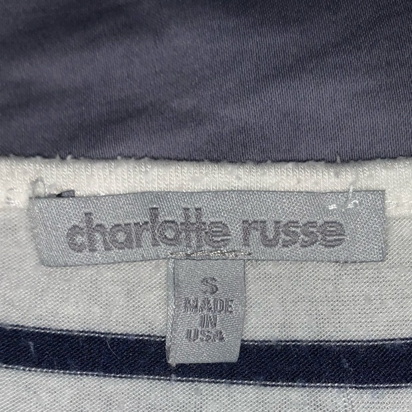 Lace pocket stripped loose top - Picture 2 of 3